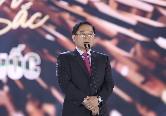 Đỗ Thị Hà đăng quang Hoa hậu Việt Nam 2020 - ảnh 43