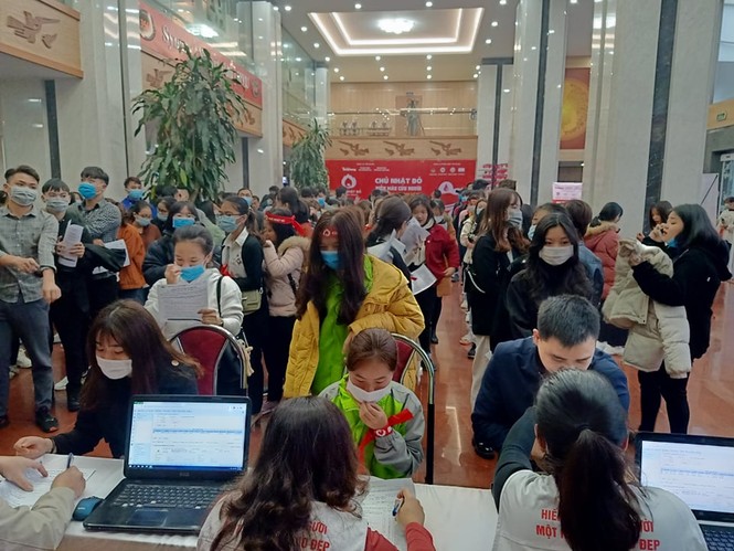 Giọt máu ấm giữa ngày đông lạnh - ảnh 88