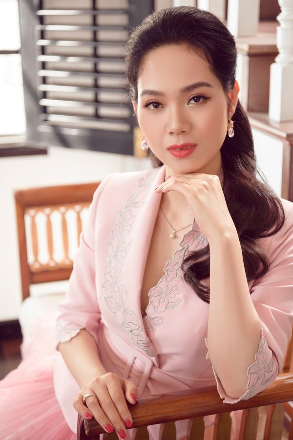 Hoa hậu Việt Nam đầu tiên thi Miss World và là người đẹp kín tiếng nhất dàn hậu - ảnh 6
