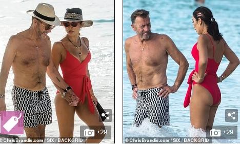 Triệu phú Duncan Bannatyne 70 tuổi tình tứ bên vợ trẻ ở biển - ảnh 4
