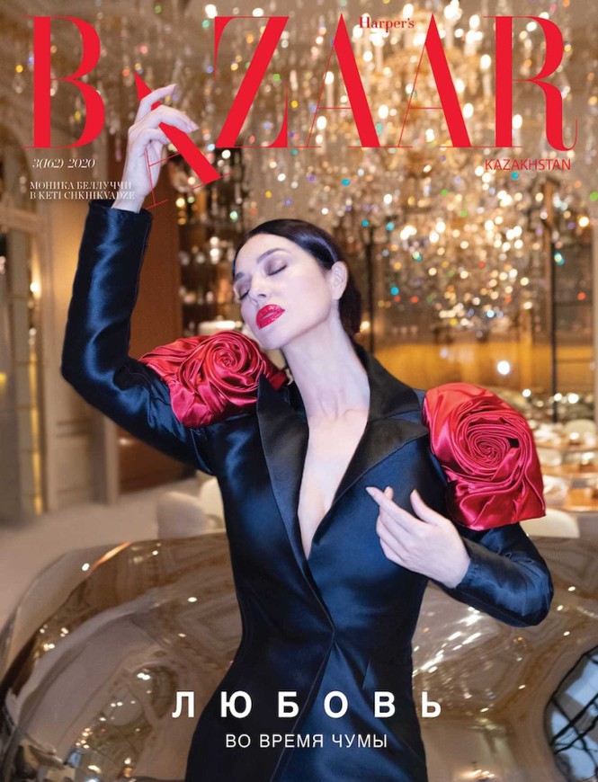 'Tượng đài nhan sắc' Monica Bellucci đẹp không tưởng ở tuổi 56 - ảnh 1