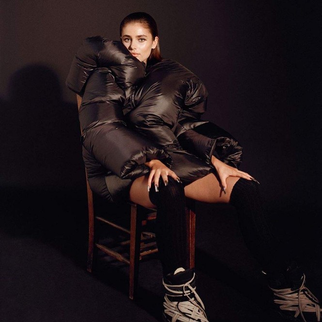 'Thiên thần nội y' Taylor Hill thần thái đẳng cấp siêu mẫu quốc tế, sexy đầy quyền lực - ảnh 9