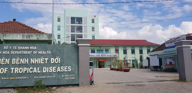 Nữ lễ tân khách sạn Nha Trang tiếp xúc du khách Trung Quốc bị nhiễm virus Corona mới - ảnh 1