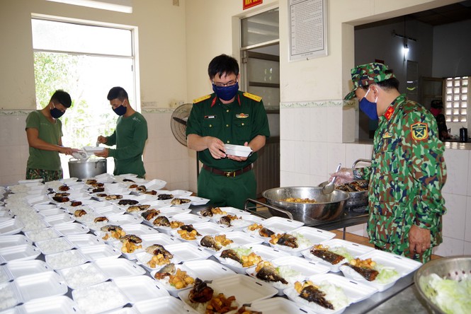 Bên trong khu cách ly 119 du học sinh về từ Hàn Quốc - ảnh 4