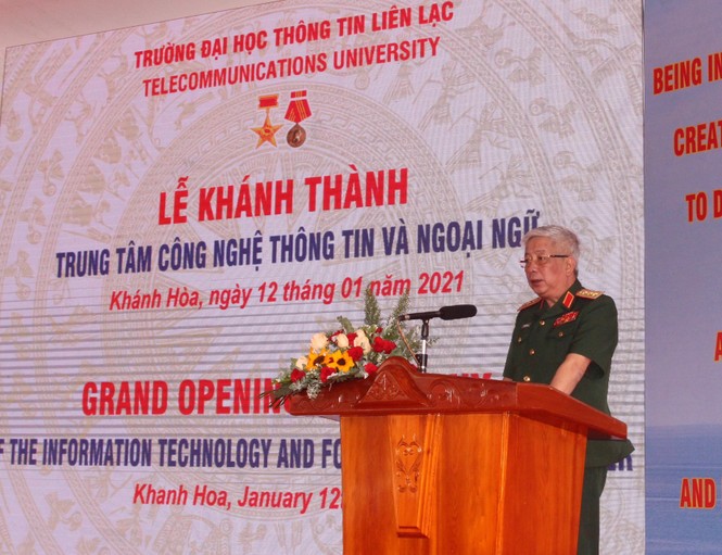 Bộ Quốc phòng khánh thành Trung tâm Công nghệ thông tin - Ngoại ngữ tại Nha Trang - ảnh 1