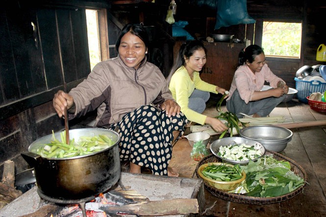 Con mang họ mẹ, cháu lấy tên ông bà! - ảnh 2