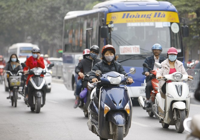Ô nhiễm không khí ở Hà Nội lên mức nguy hại - ảnh 1