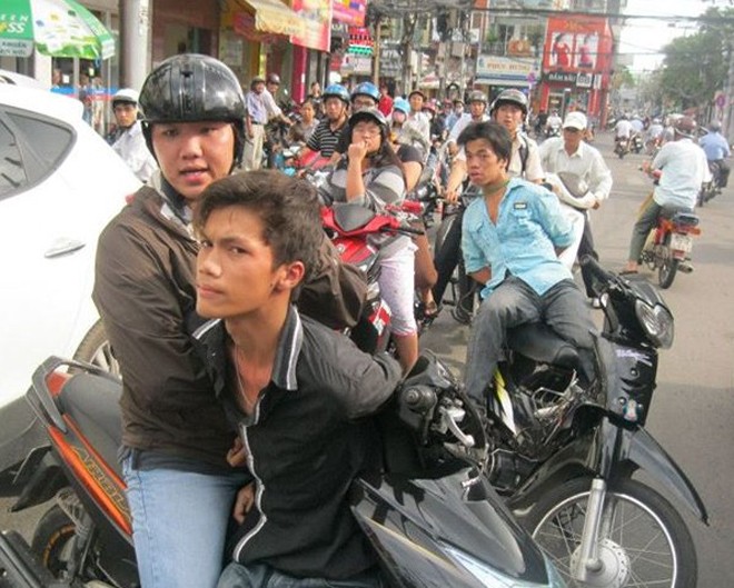 Khuyến cáo người dân cách ứng phó với cướp - ảnh 1