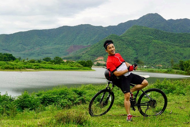 Quang Hào - từ ca sĩ đến giám đốc - ảnh 1