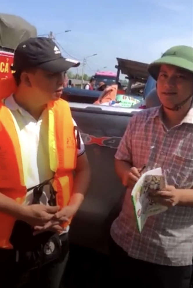 Dọc đường cứu trợ: Chuyện những “đầy tớ” của dân - ảnh 1