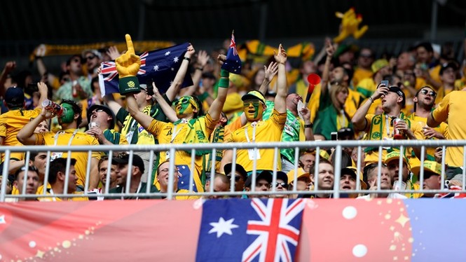 Australia giành điểm đầu tiên ở World Cup 2018 nhờ VAR - ảnh 2