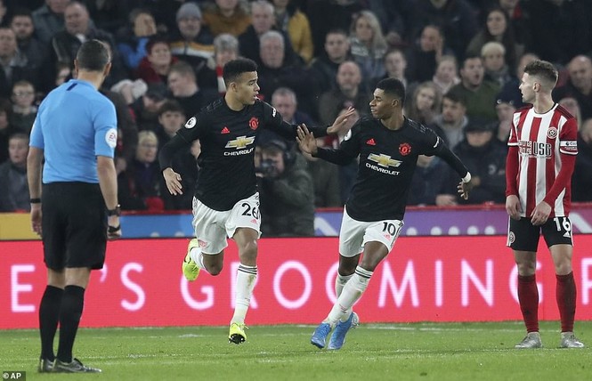 M.U rượt đuổi tỉ số ‘điên rồ’ với Sheffield United - ảnh 2