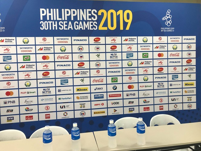 Sốc với phòng họp báo như... nhà kho ở SEA Games 30 - ảnh 5
