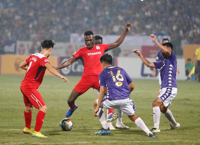 'Cố nhân' Rimario gieo sầu, HAGL thua trắng Hà Nội FC - ảnh 7