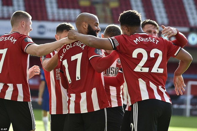 Chelsea thua sốc Sheffield Utd, M.U hưởng lợi - ảnh 1