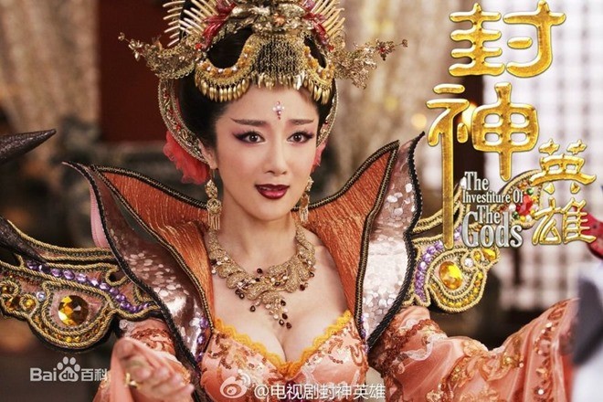 Nóng mắt với độ khêu gợi của ‘nàng Đát Kỷ hở hang nhất màn ảnh Hoa ngữ’ - ảnh 3