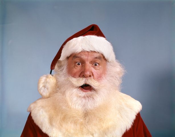 Phì cười với bức thư xin ông già Noel 12 món quà xa xỉ của cô bé 9 tuổi - ảnh 2