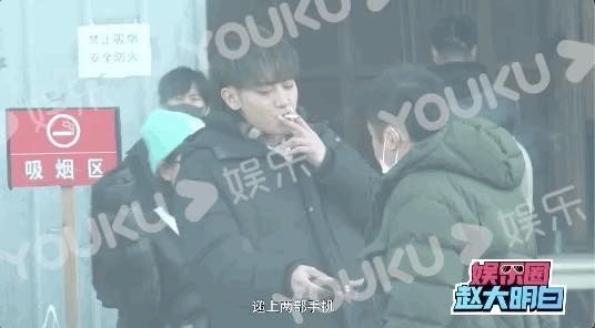 ‘Lệnh Hồ Xung’ kinh điển tuổi 54: Không con cái, phải livestream bán quần áo - ảnh 12