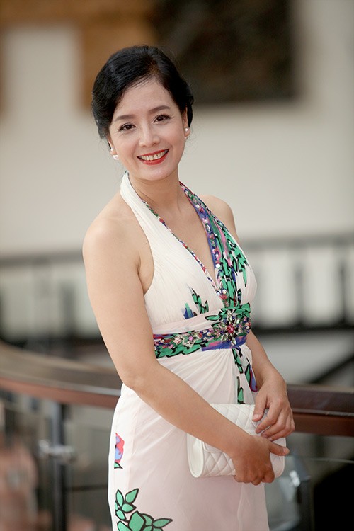 Thân hình gợi cảm với bikini của nghệ sĩ Chiều Xuân ở tuổi 52 - ảnh 7
