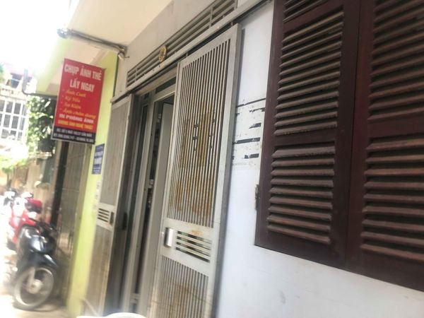 Công ty vận tải đưa đón học sinh trường Gateway 'âm thầm' dỡ biển - ảnh 2