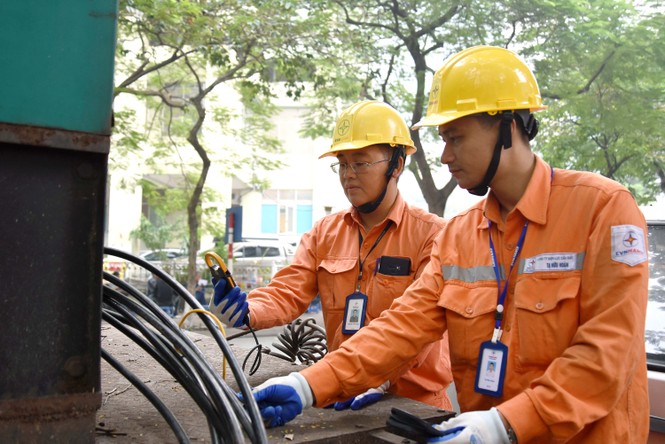 Tăng cường các giải pháp nâng cao độ tin cậy cung cấp điện trên lưới hạ thế - ảnh 1