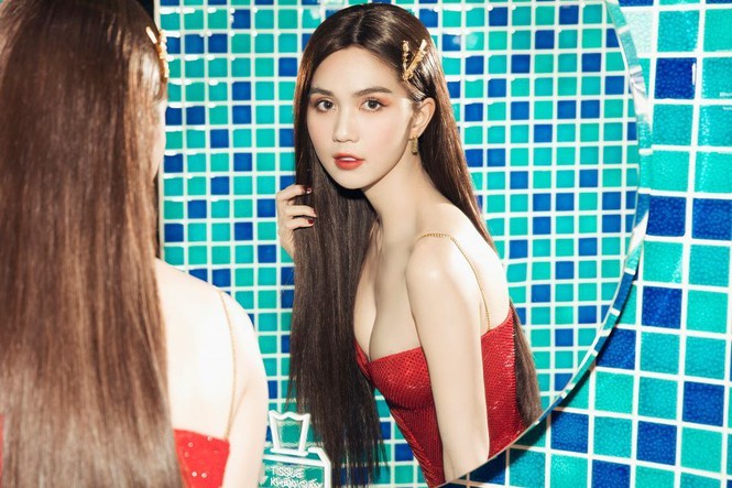 Ngọc Trinh lại gây choáng vì o ép vòng 1 quá đà - ảnh 6