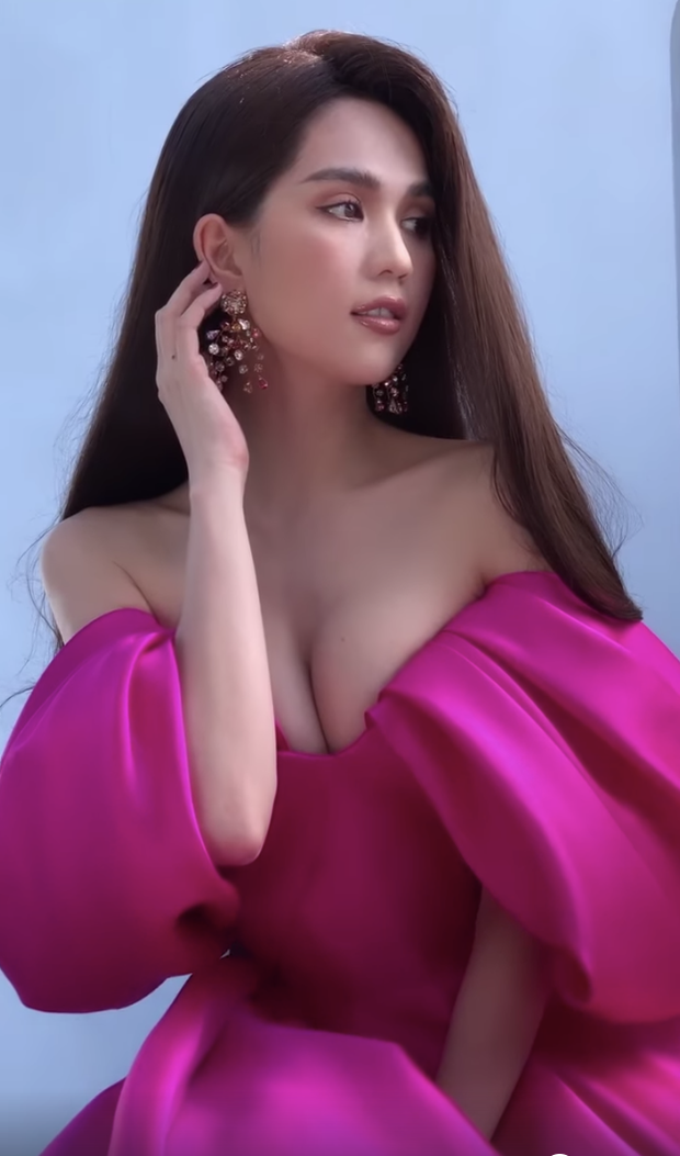 Ngọc Trinh lại gây choáng vì o ép vòng 1 quá đà - ảnh 5