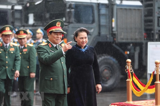Thủ tướng, Chủ tịch Quốc hội dự kỷ niệm 75 năm Ngày thành lập quân đội - ảnh 8