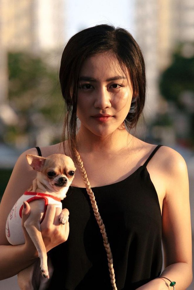 Showbiz 29/12: 'Bà Tân Vlog' bất ngờ lấn sân phim ảnh - ảnh 2