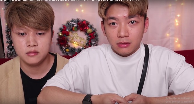 Kênh YouTube triệu view dạy trẻ ăn xà bông, uống sữa tắm gây bức xúc - ảnh 4