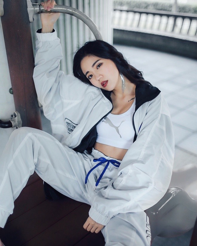 Showbiz 8/2: Dịch corona khiến sao nữ Đài Loan đứng trước bờ vực phá sản - ảnh 1
