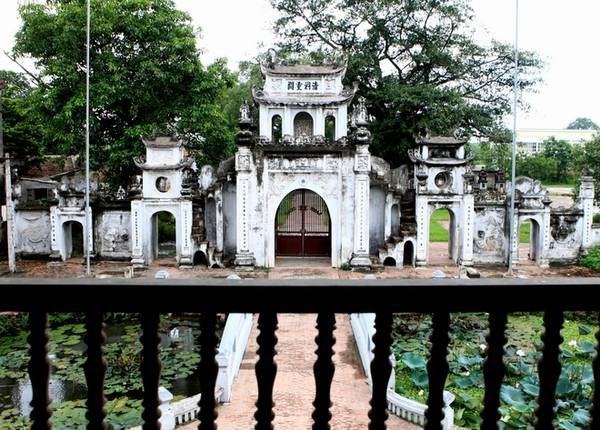 Showbiz 2/5: Cao Thái Hà 'không xấu hổ khi bán tào phớ vỉa hè' - ảnh 7