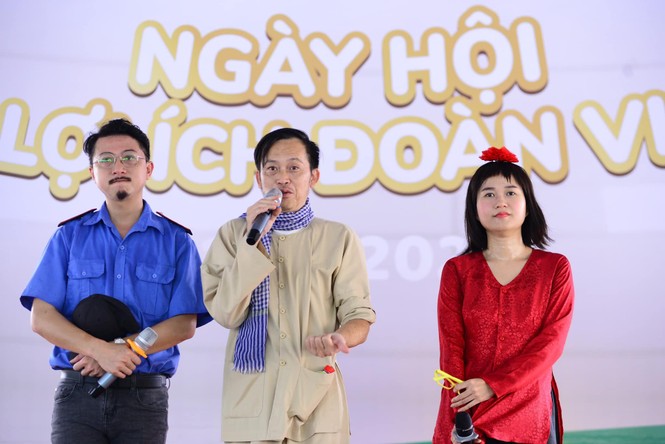 Bùi Tiến Dũng thể hiện tình cảm 'ngọt lịm' với bạn gái mẫu Tây - ảnh 12