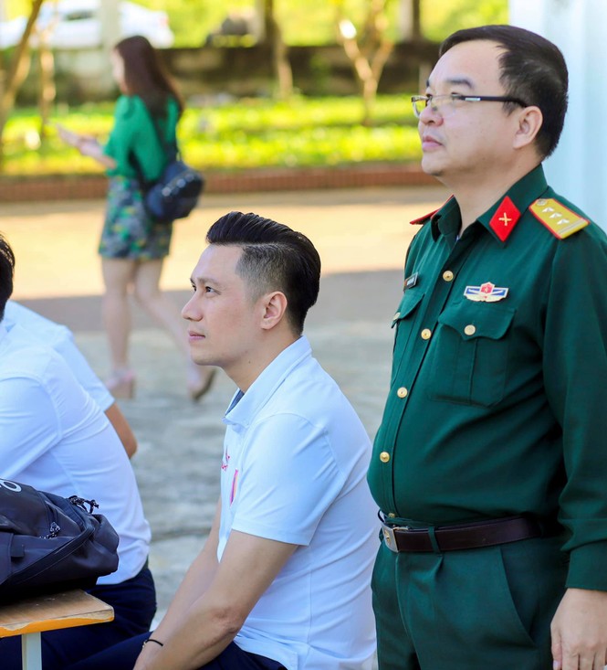Bức ảnh xưa và nay của NSND Hồng Vân và Sơn Thạch gây 'sốt' mạng xã hội - ảnh 2