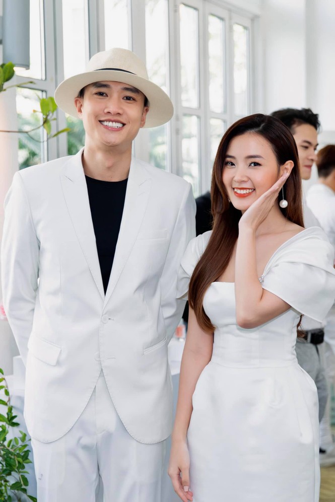 Hồng Diễm sành điệu trẻ trung bên diễn viên Nguyệt Hà - ảnh 6