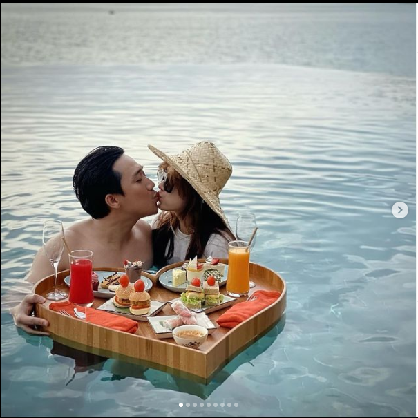 Hồng Diễm sành điệu trẻ trung bên diễn viên Nguyệt Hà - ảnh 7