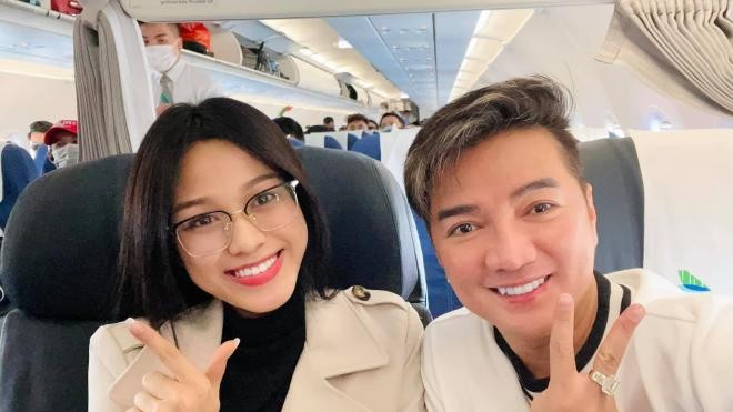 'Cười bể bụng' với cách ông xã Hồ Ngọc Hà ru con ngủ 'độc nhất vô nhị' - ảnh 5