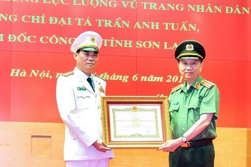 Từ nhân dân mà ra, vì nhân dân phục vụ - ảnh 2