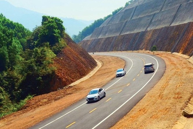 Chuyển 2 dự án 'nghìn tỷ' thuộc cao tốc Bắc - Nam sang đầu tư công - ảnh 2