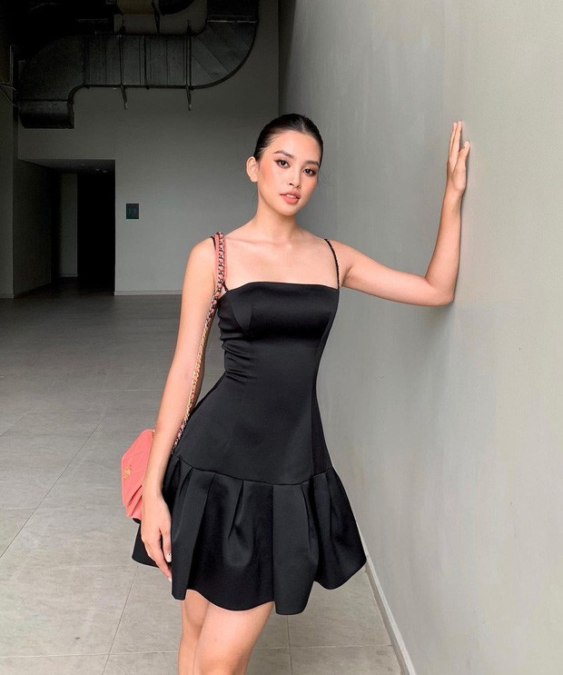 Hai nàng hậu Tiểu Vy, Kỳ Duyên 'đọ dáng' với váy đen bó sát - ảnh 1