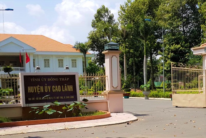 Tin mới vụ nguyên Chánh văn phòng huyện ủy bị tố 'vụng trộm' với vợ bảo vệ - ảnh 1