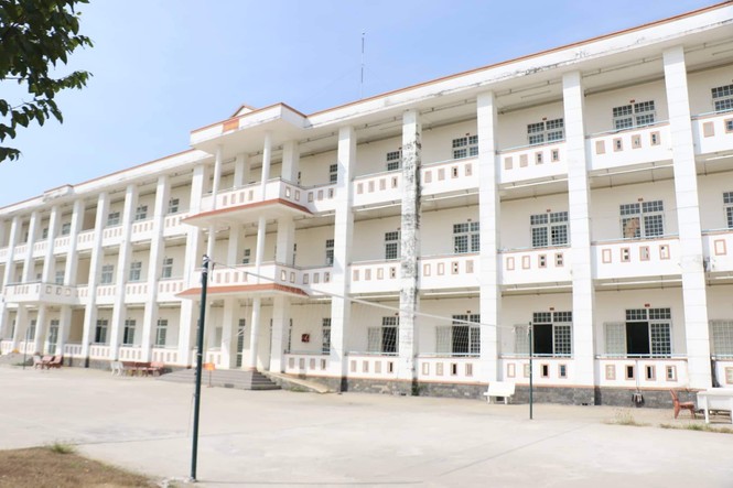 Bên trong nơi cách ly người về từ vùng dịch ở Trường quân sự TP Cần Thơ có gì? - ảnh 1