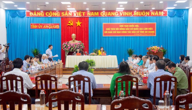 Chủ tịch Quốc hội Nguyễn Thị Kim Ngân làm việc với tỉnh An Giang về công tác bầu cử - ảnh 2