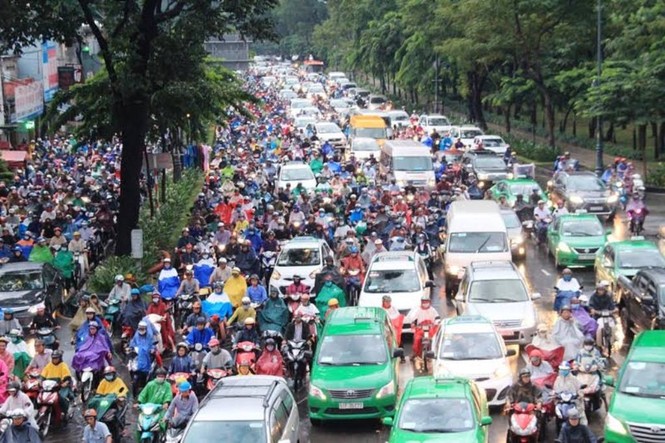 Mở đường, phân luồng... chống ùn tắc cho sân bay Tân Sơn Nhất dịp Tết - ảnh 2