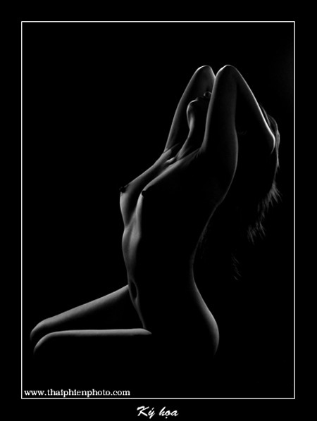 Cám dỗ chết người của nghề chụp ảnh nude - ảnh 1