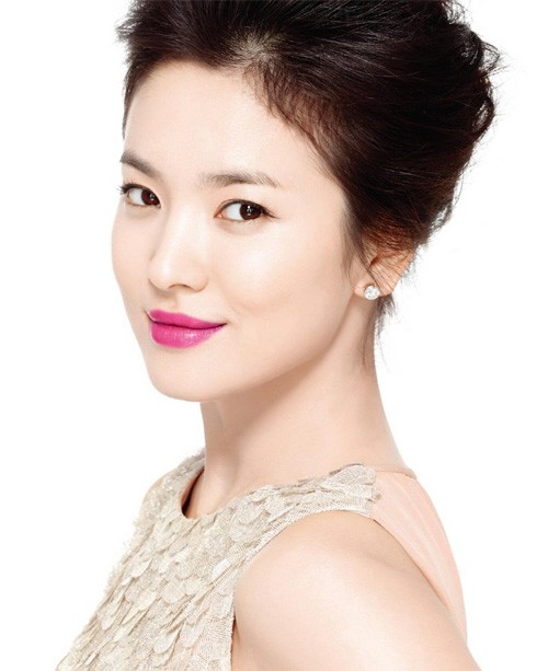 Vẻ đẹp 'không dao kéo' của Song Hye Kyo - ảnh 7