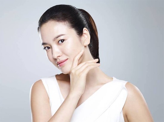 Vẻ đẹp 'không dao kéo' của Song Hye Kyo - ảnh 8