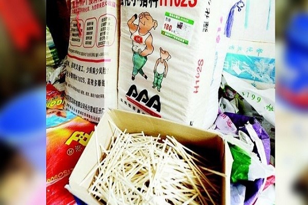 Đũa bẩn được làm mới đưa trở lại nhà hàng - ảnh 5