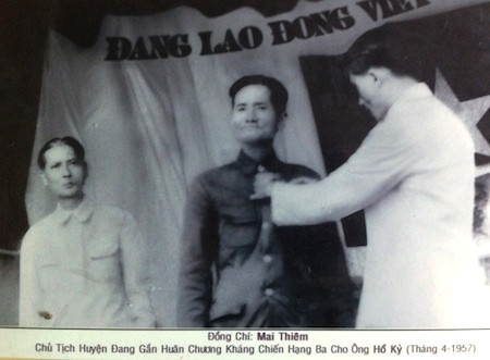 5 cha con bất ngờ gặp nhau tại Hà Nội - ảnh 2