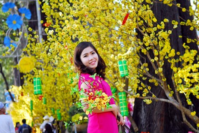 Thiếu nữ Sài thành dịu dàng trong sắc xuân - ảnh 5